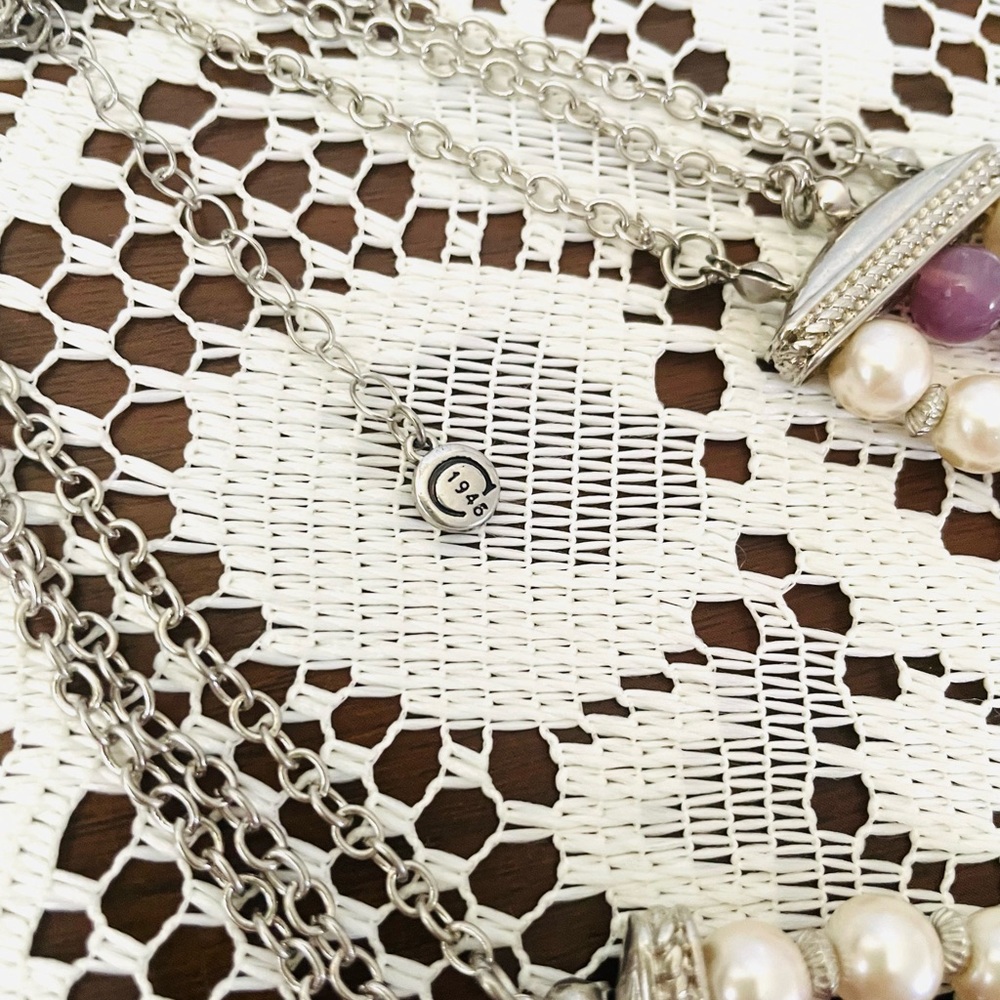 Elegant Multicolor Beaded Necklace - Picture 5 of 8